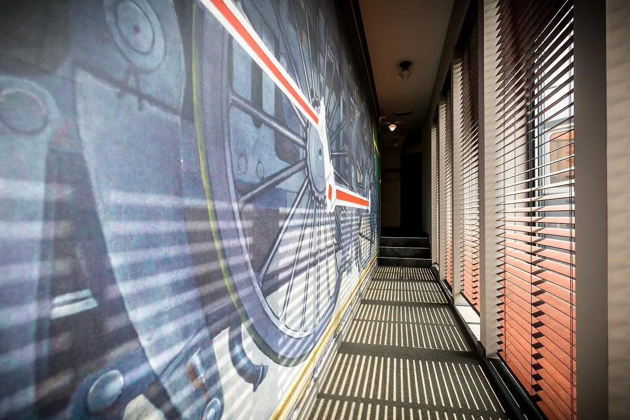 Train Cabin Hostel Schaerbeek