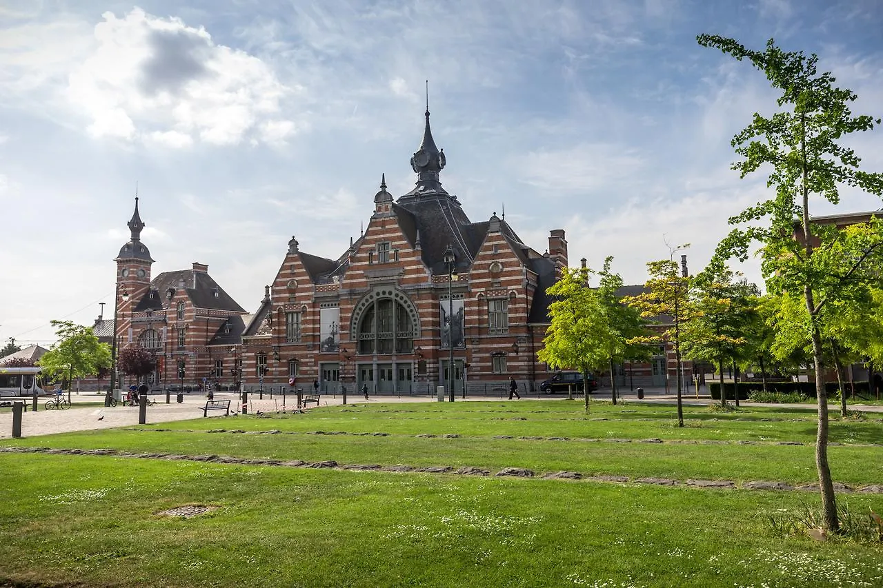 Train Cabin Hostel Schaerbeek